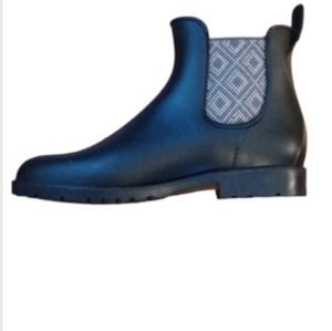 Ankle Rain Chelsea Booties Waterproof  7.5 black boot
